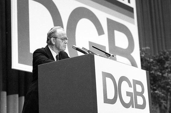 4th Extraordinary Congress of the DGB 1981
