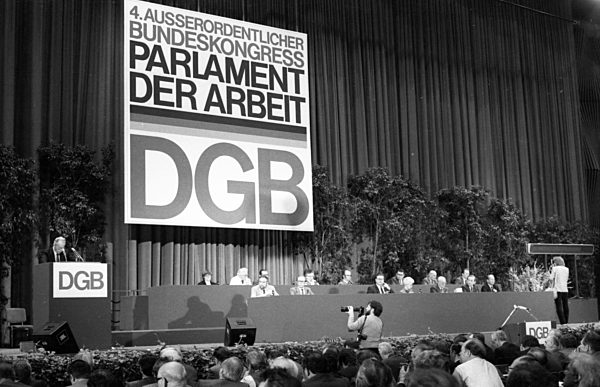 4th Extraordinary Congress of the DGB 1981