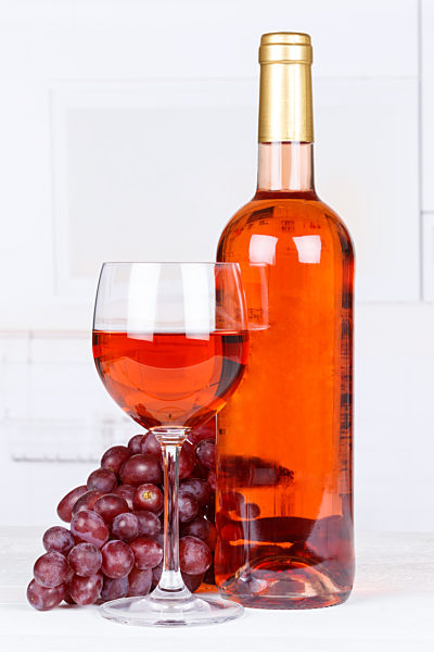 Rose Wine Rose Wine Grapes Grapes Portrait Format Copy Space Copyspace Copy Space