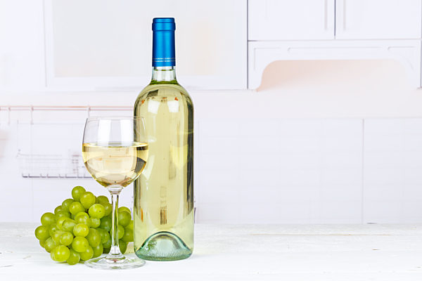 Wine White White Wine White White Wine Grapes Grapes Copy Space Copyspace Copy Space