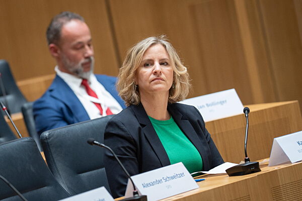 Landtagswahl 2026 in Rheinland-Pfalz Wahlabend im Gebäude des Landesparlaments