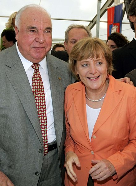 Weinfest in Castell - Merkel und Kohl