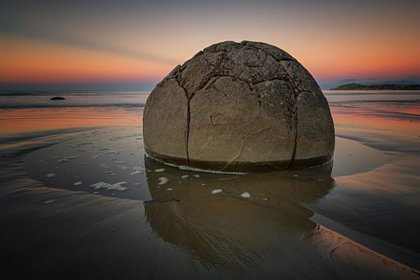 Moeraki Boulder at sunset, Koekohe Beach, Moeraki Penninsula, Otago, South Island, New Zealand, Pacific
