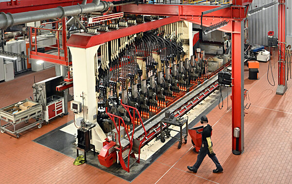 Behälterglashersteller Wiegand-Glas