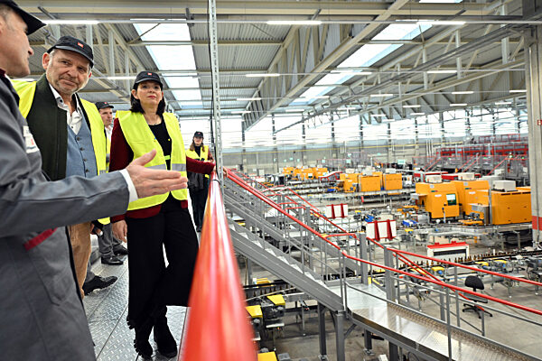 Behälterglashersteller Wiegand-Glas