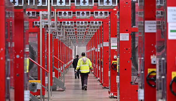 Behälterglashersteller Wiegand-Glas