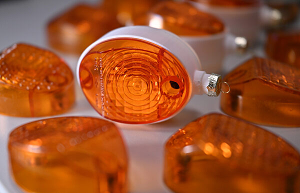 Weihnachtsbaumkugeln aus Simson-Blinkern