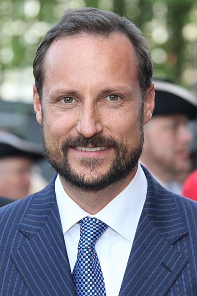 Norwegens Kronprinz Haakon besucht Hamburg