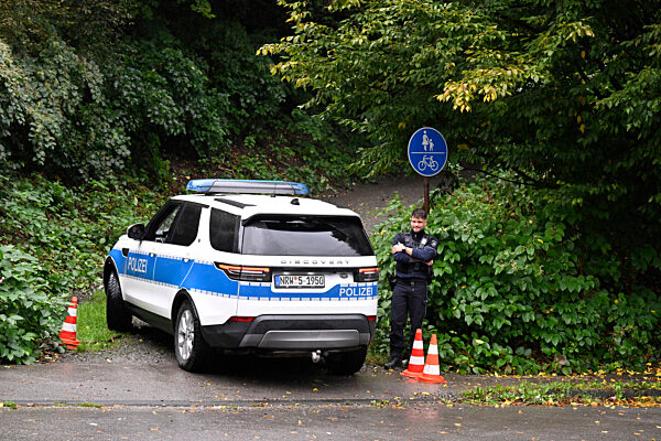 Polizei sucht nach Anschlag erneut Gebiet in Solingen ab