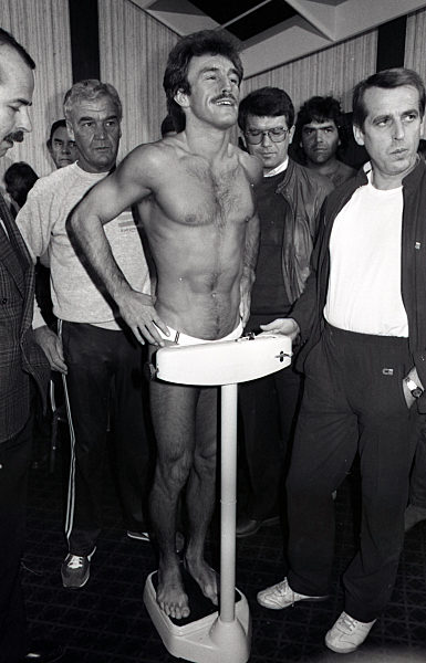 02.12.83 Boxen Rene Weller