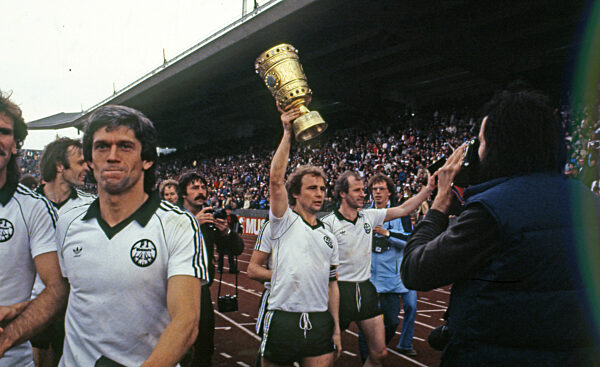 02.05.81 DFB-Pokal Finale Eintracht Frankfurt - 1. FC Kaiserslautern