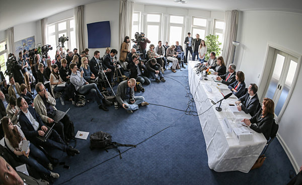 Ampelkoalition stellt den Koalitionsvertrag vor