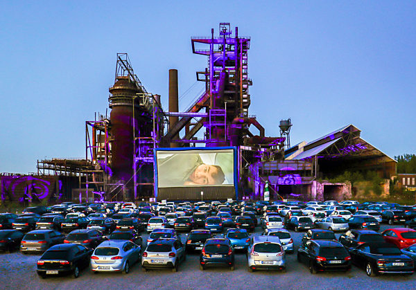 Autokino vor dem ehemaligen Huettenwerk Phoenix-West, Dortmund, Ruhrgebiet, Nordrhein-Westfalen, Deutschland