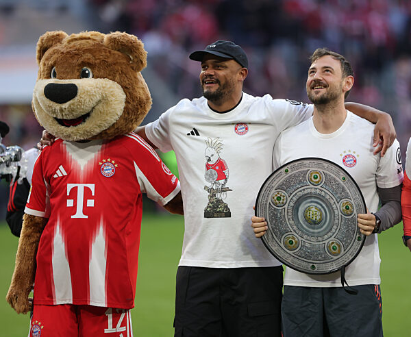 19.04.2026, 1. Bundesliga , FC Bayern Muenchen vs VfB Stuttgart, Allianz Arena Muenchen, Fussball, Sport