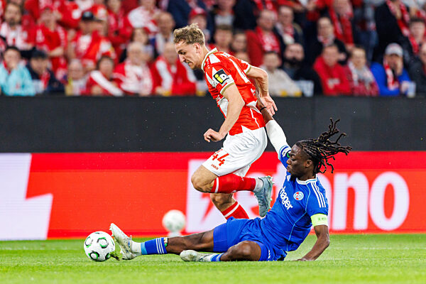 1. FSV FSV Mainz 05 vs. Racing Club de Strasbourg Alsace, April