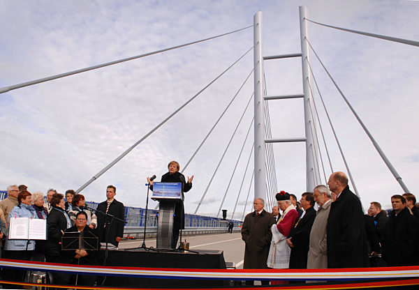 Eröffnung Rügenbrücke - Rede Merkel
