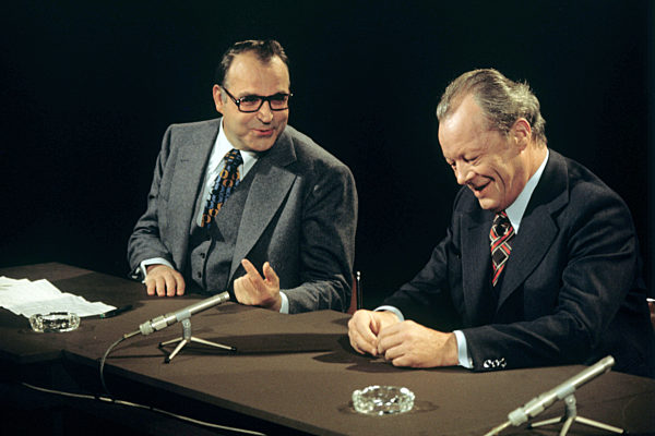 Helmut Kohl and Willy Brandt at the ARD studio in Bonn 1975