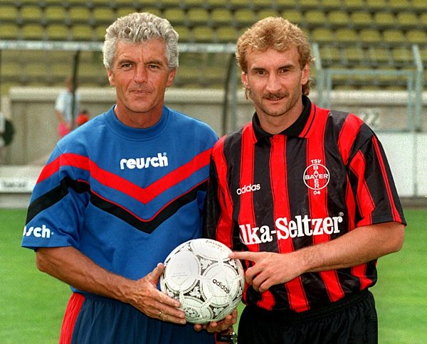 Fußball-Bundesliga 1995, 1996: Bayer 04 Leverkusen: Ribbeck und Völler