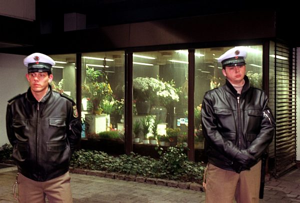 Brandkatastrophe auf Düsseldorfer Flughafen - 16 Tote