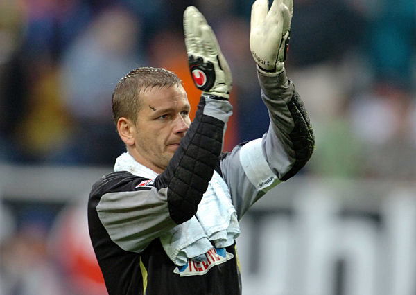 Fußball: Duisburgs Torhüter Georg Koch