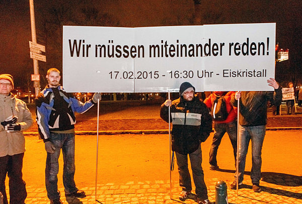 Protest gegen Demo der islam-kritischen Bewegung "MVgida"