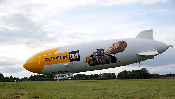 Zeppelin landet in Neumünster