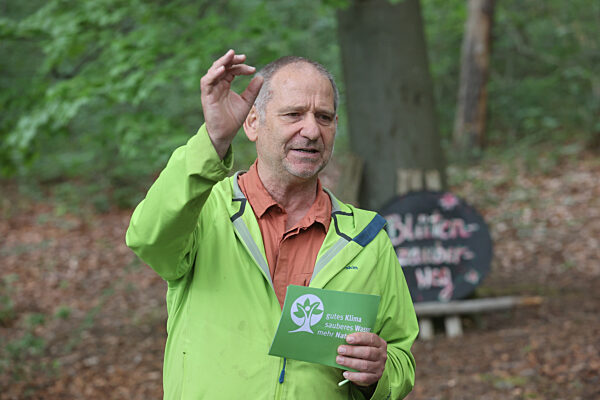 Naturschutzprojekt zum Erhalt lichtliebender Tiere und Pflanzen