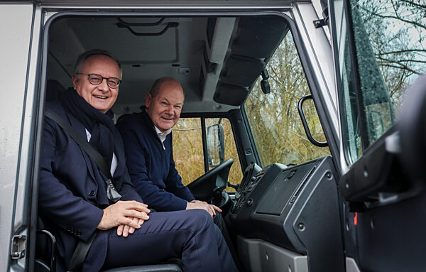 Ex-Bundeskanzler Scholz unterstützt SPD-Landtagswahlkampf