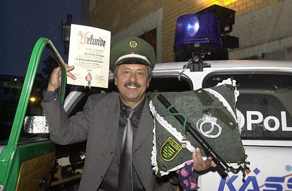 Wolfgang Stumph ist "Ehrenkommissar"