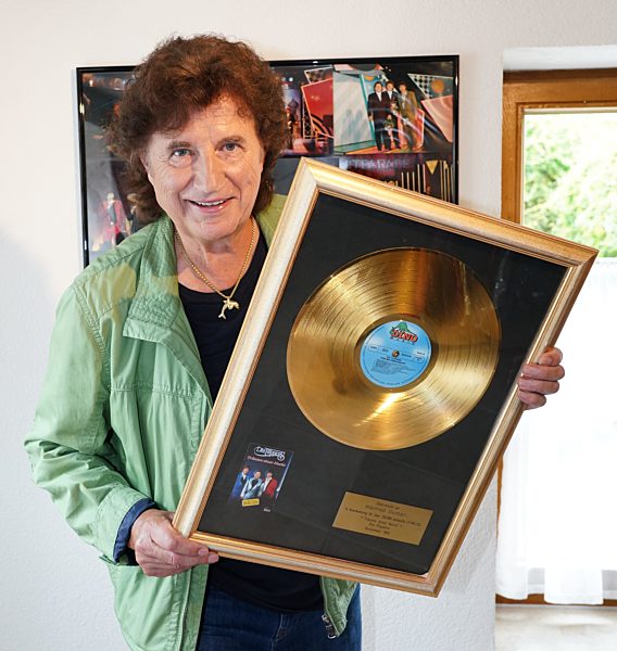 EXCLUSIVE -  Spaziergang durch Knittlingen und Besuch im Museum der Flippers.