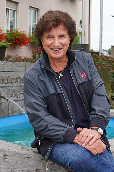 EXCLUSIVE -  Spaziergang durch Knittlingen und Besuch im Museum der Flippers.