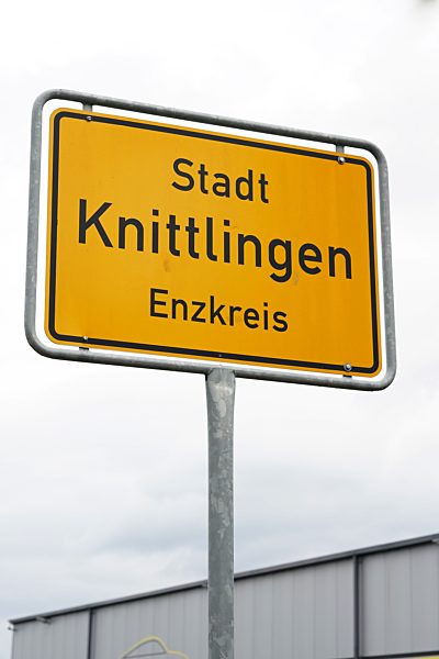 Spaziergang durch Knittlingen und Besuch im Museum der Flippers.