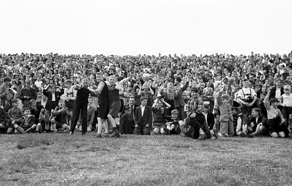 Soccer 1950-51 - German Championship Final round - SpVgg Fuerth - FC St. Pauli 4-1