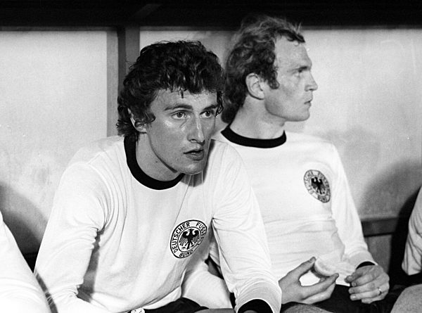 Fußball - EM 1976 - Jugoslawien - Deutschland 2:4 n.V.