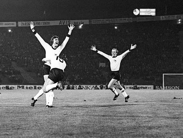 Soccer (1976) - Yugoslavia - Germany 2-4 ET