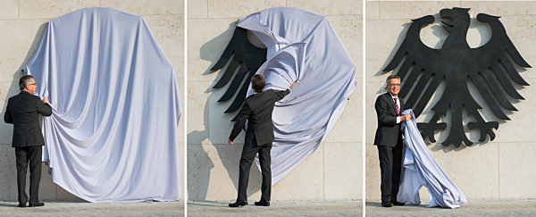 Bundesadler am Neubau des Bundesinnenministeriums