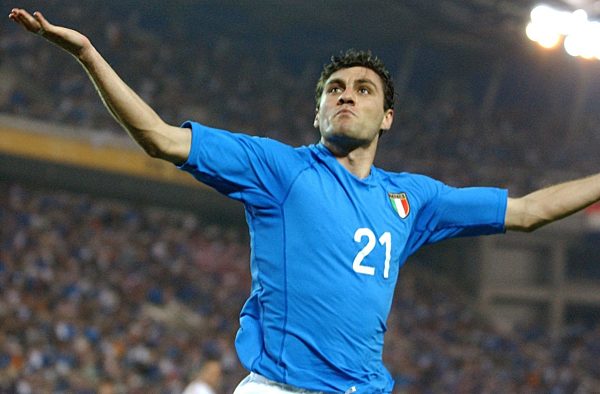 Soccer World Cup 2002: Italy vs. Croatia 1-2