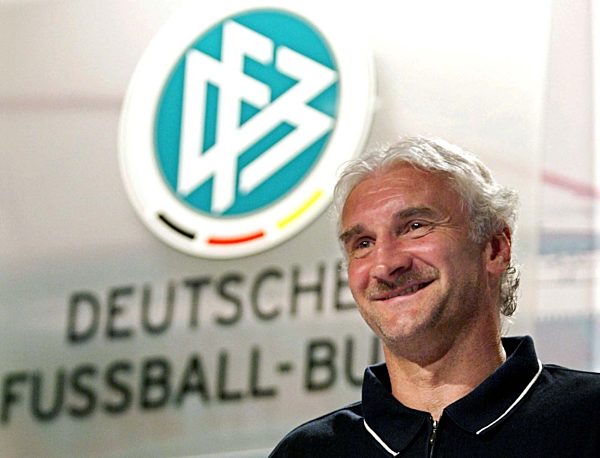 Fußball: DFB-Teamchef Rudi Völler