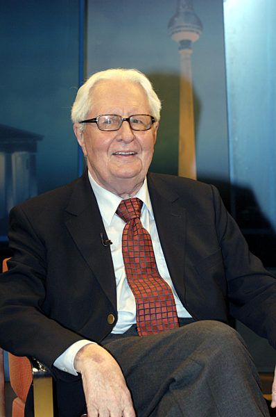 Der SPD-Politiker Hans-Jochen Vogel, SPD-Parteivorsitzender von 1987-1991...