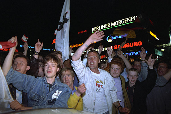 Regierungssitz Berlin (Archivfoto und Text 1991)