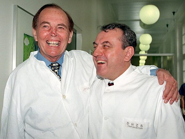 Christiaan Barnard besucht Berliner Herzzentrum