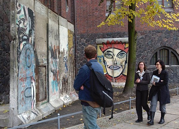 Mauersegmente vor Märkischem Museum