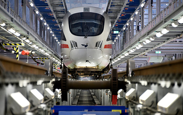 Eröffnung einer neuen ICE-Werkstatt