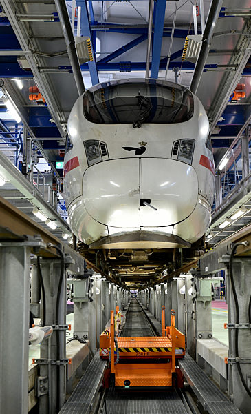 Eröffnung einer neuen ICE-Werkstatt