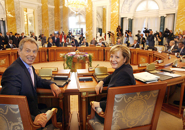 G8-Gipfel in St. Petersburg - Merkel, Blair