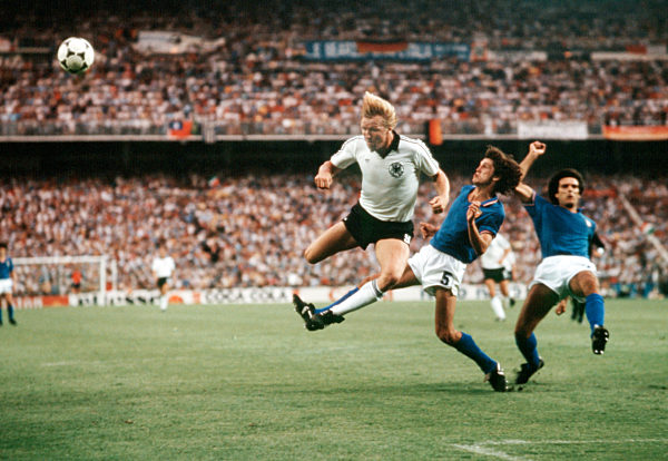 Fussball WM Weltmeisterschaft 1982 82 in Spanien, Deutschland BRD-Italien: Horst Hrubesch