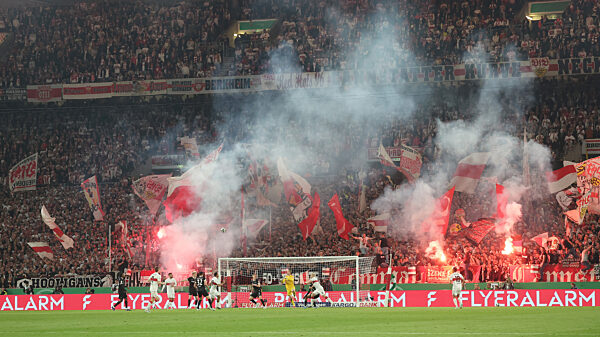 Fußball VfB Stuttgart vs. SC Freiburg