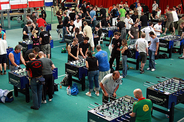 Rund 500 Teilnehmer spielen am Freitag (16.05...