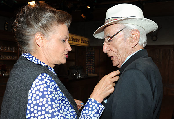 EXCLUSIVE: EXCLUSIVE: Lukas Ammann  trifft "Die Fallers"