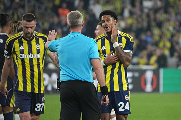 Fenerbahce SK v Stuttgart  - UEFA Europa League 2025/26